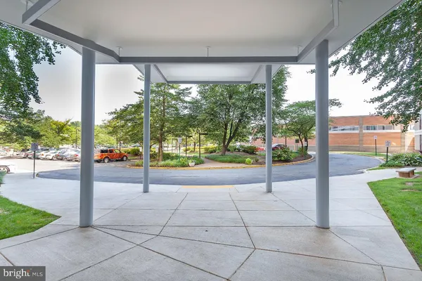 $445,000 | 4600 Duke Street, Unit 419, Alexandria, VA 22304