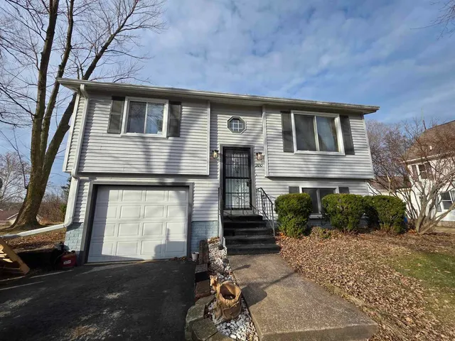 $159,900 | 200 North Church Street, Albany, IL 61230