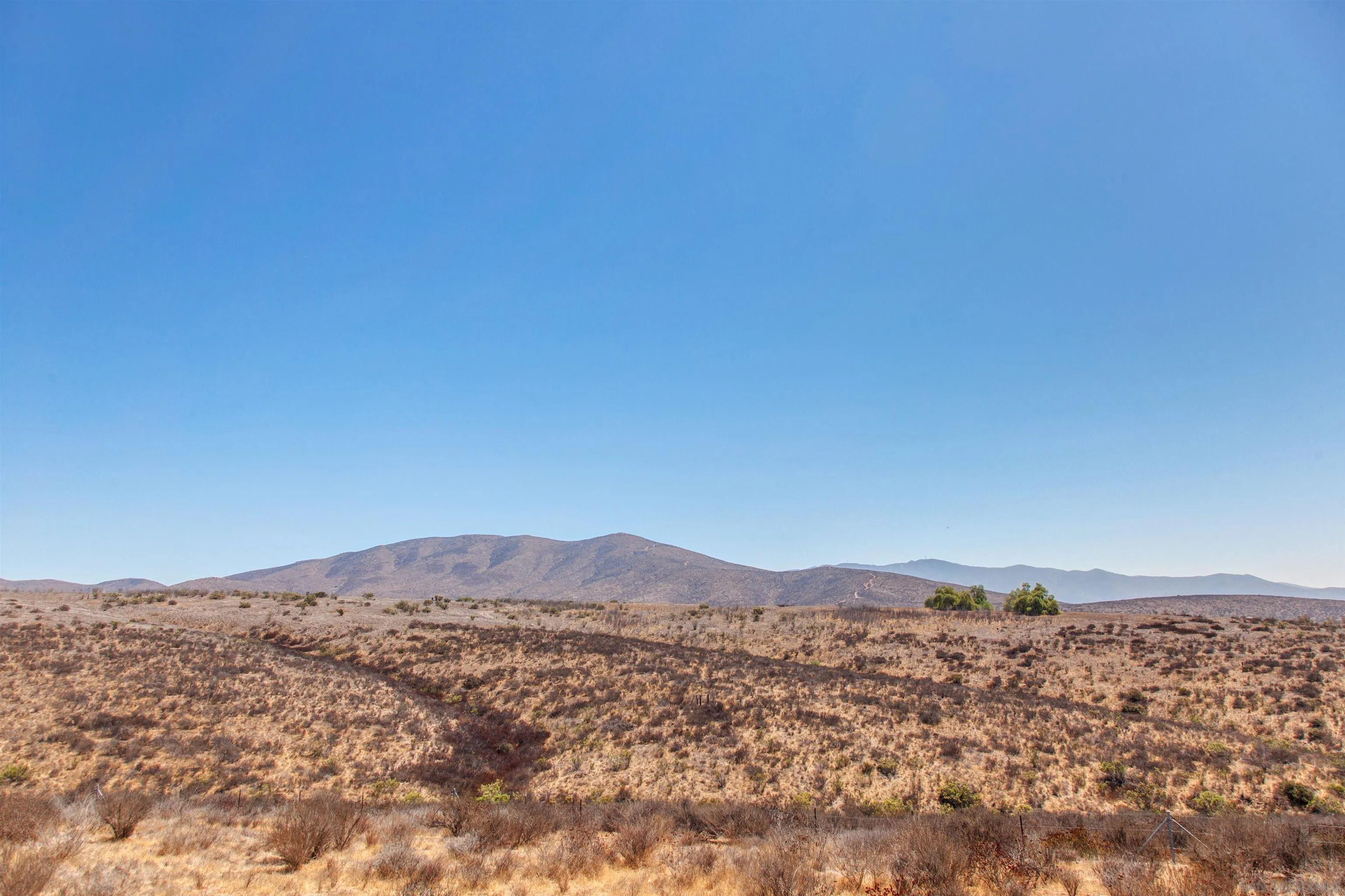 671 Via Maggiore Chula Vista, CA 91914 - Photo 39 of 42 a view of city and mountain