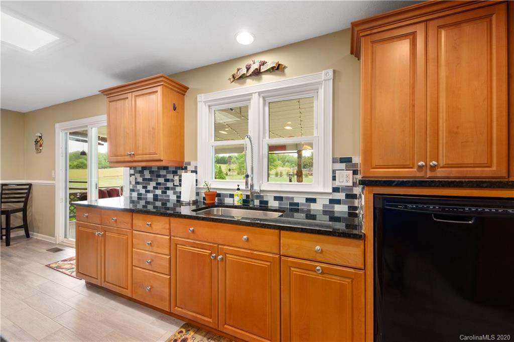 1331 Chestnut Gap Road Hendersonville, NC 28792 - Photo 18 of 45 Gallery Image 18