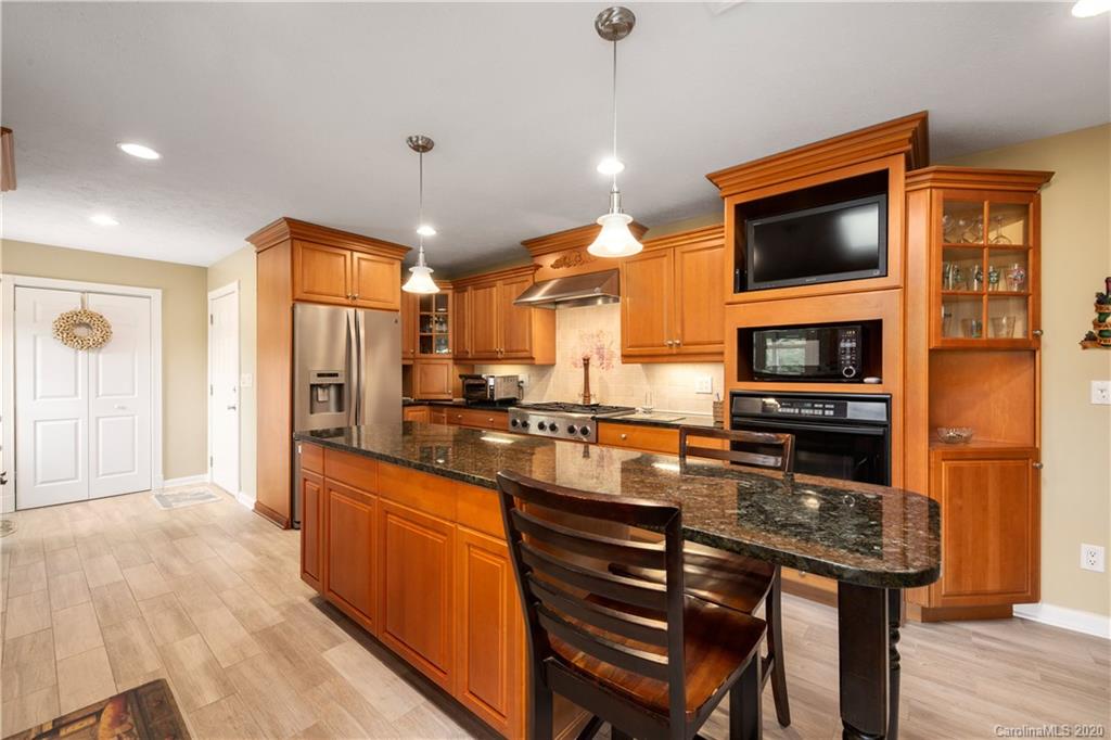1331 Chestnut Gap Road Hendersonville, NC 28792 - Photo 19 of 45 Gallery Image 19