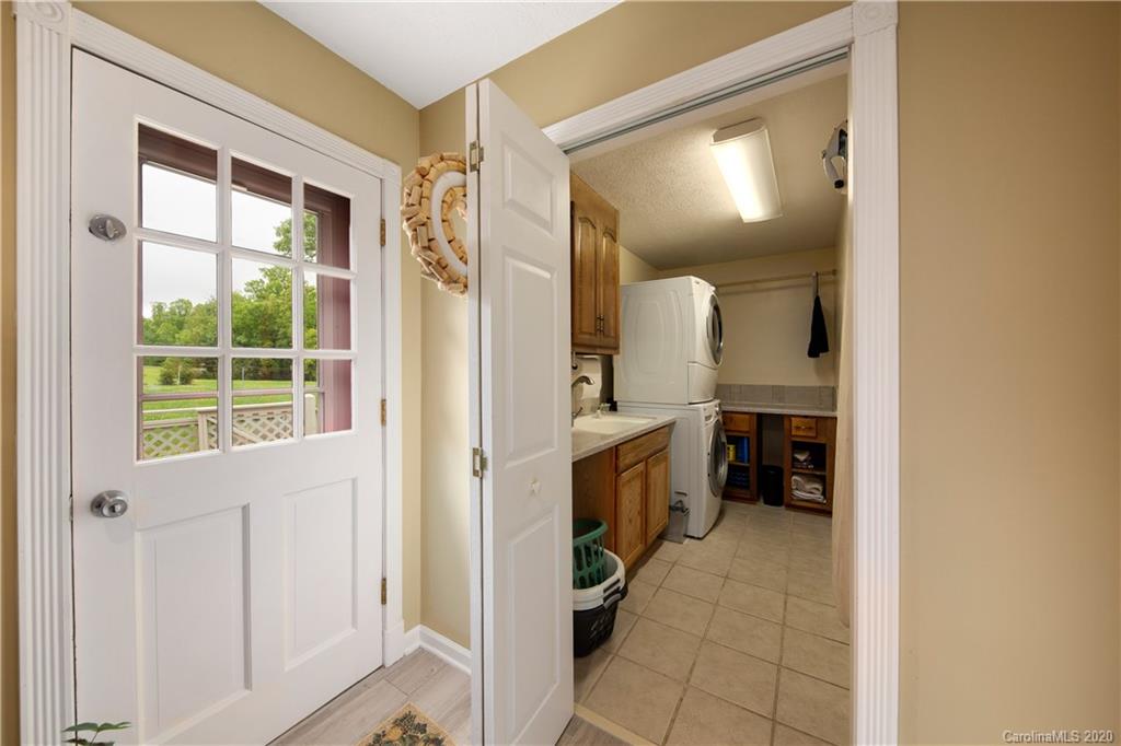 1331 Chestnut Gap Road Hendersonville, NC 28792 - Photo 21 of 45 Gallery Image 21