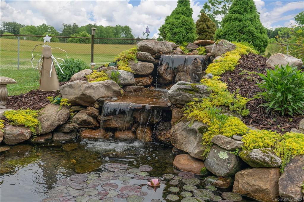 1331 Chestnut Gap Road Hendersonville, NC 28792 - Photo 25 of 45 Gallery Image 25