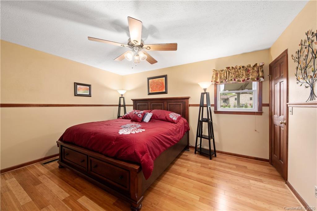 1331 Chestnut Gap Road Hendersonville, NC 28792 - Photo 27 of 45 Gallery Image 27