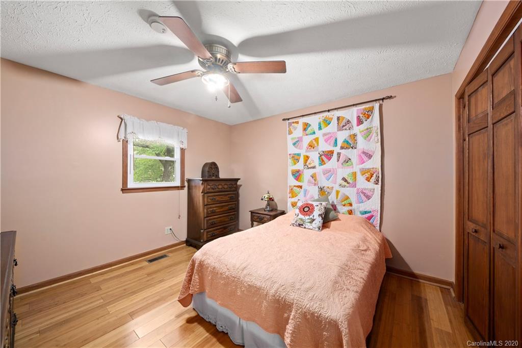 1331 Chestnut Gap Road Hendersonville, NC 28792 - Photo 32 of 45 Gallery Image 32