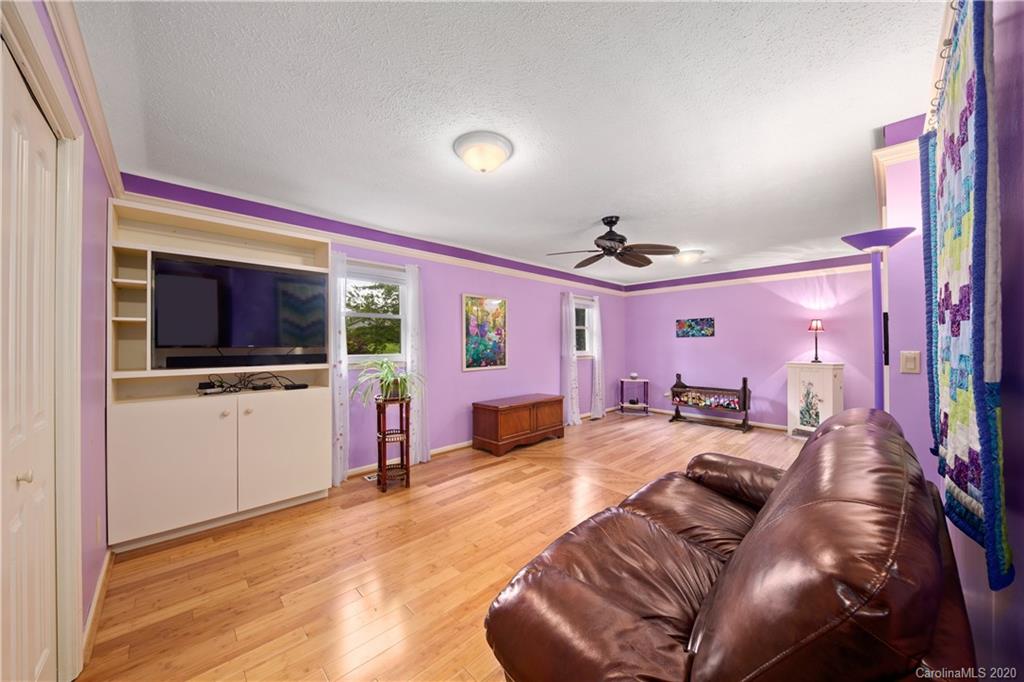 1331 Chestnut Gap Road Hendersonville, NC 28792 - Photo 35 of 45 Gallery Image 35