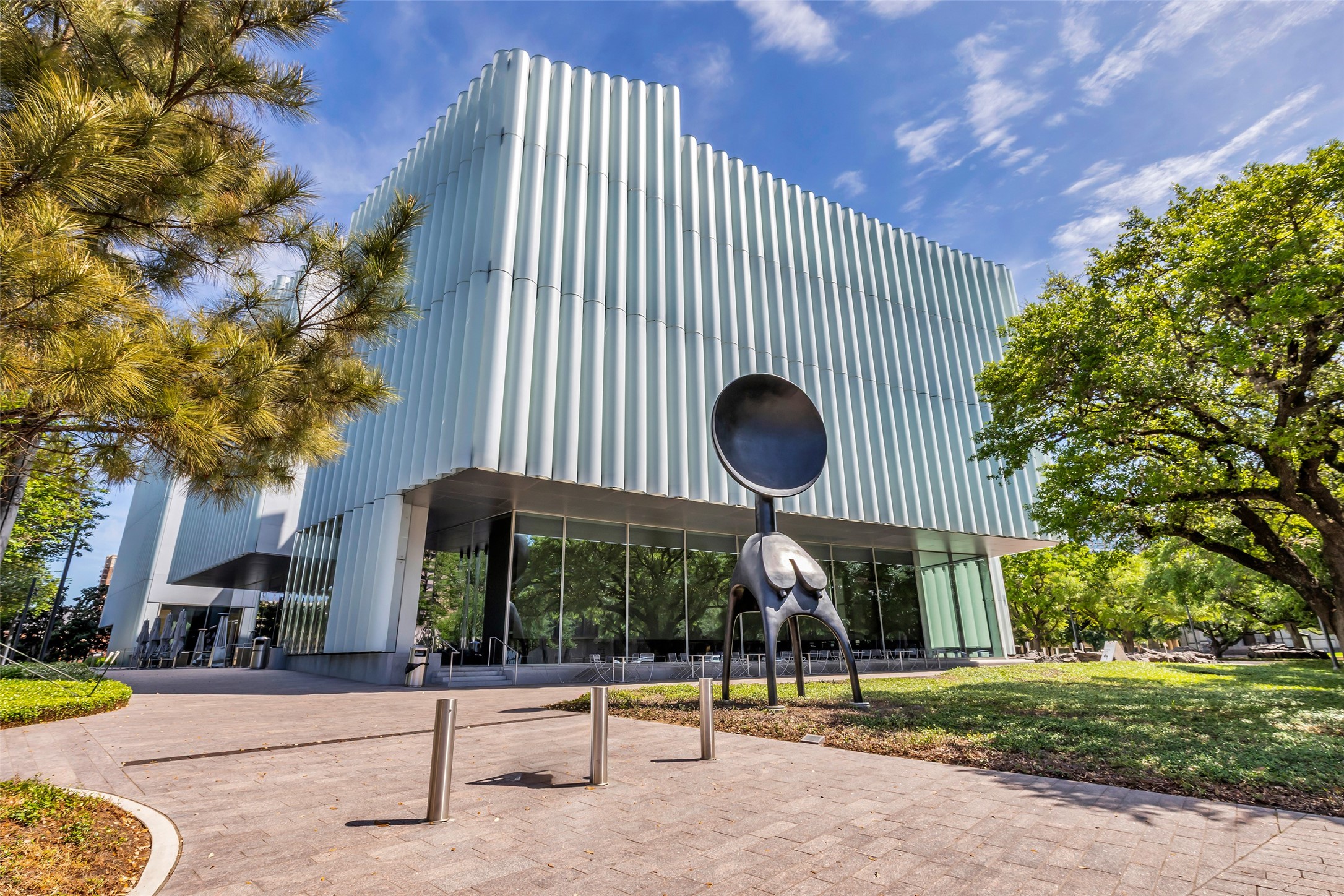 4916 Travis Street Houston, TX 77004 - Photo 24 of 27 a front view of a building with garden