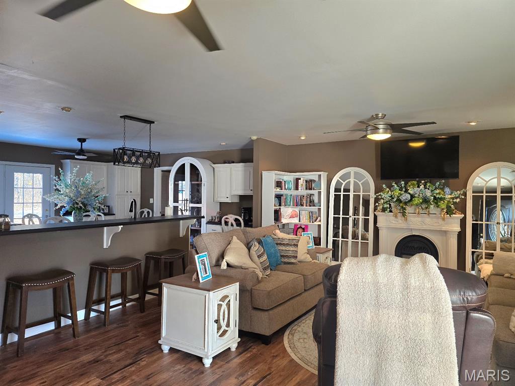 1306 Susan Street Dexter, MO 63841 - Photo 2 of 21