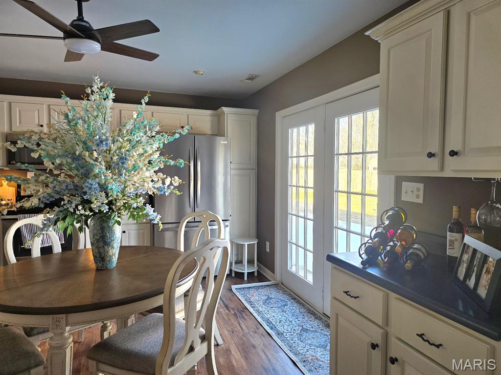 1306 Susan Street Dexter, MO 63841 - Photo 8 of 23