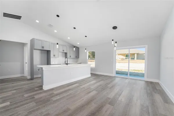 $259,900 | 15429 Southwest 26th Place, Ocala, FL 34481