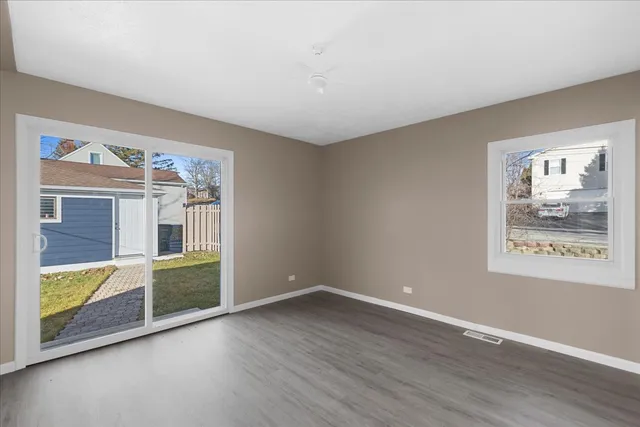 $295,000 | 1614 North Avenue, Round Lake Beach, IL 60073