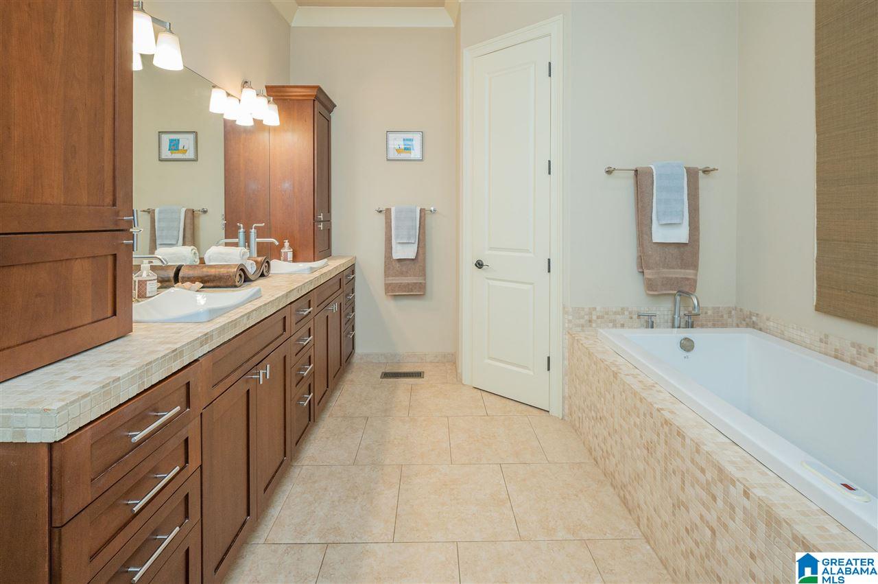 2705 Shades Crest Road Birmingham, AL 35216 - Photo 26 of 46