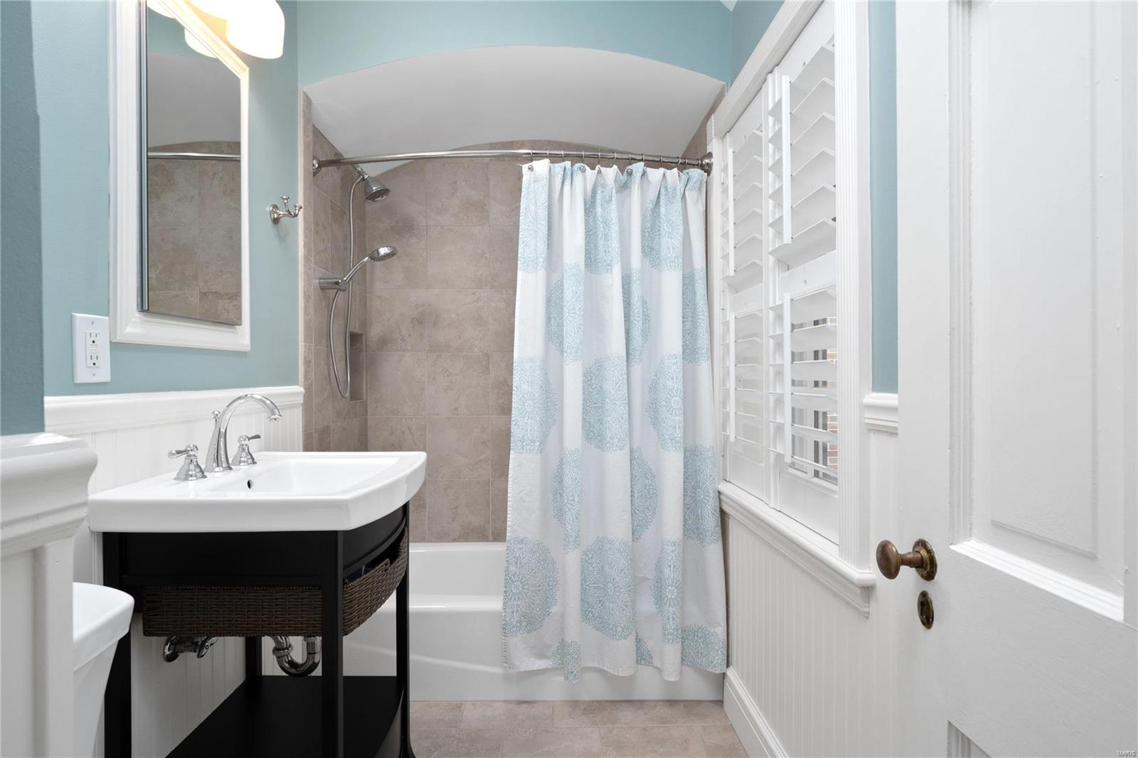 10 Willow Hill Road St. Louis, MO 63124 - Photo 17 of 33 Gallery Image 17