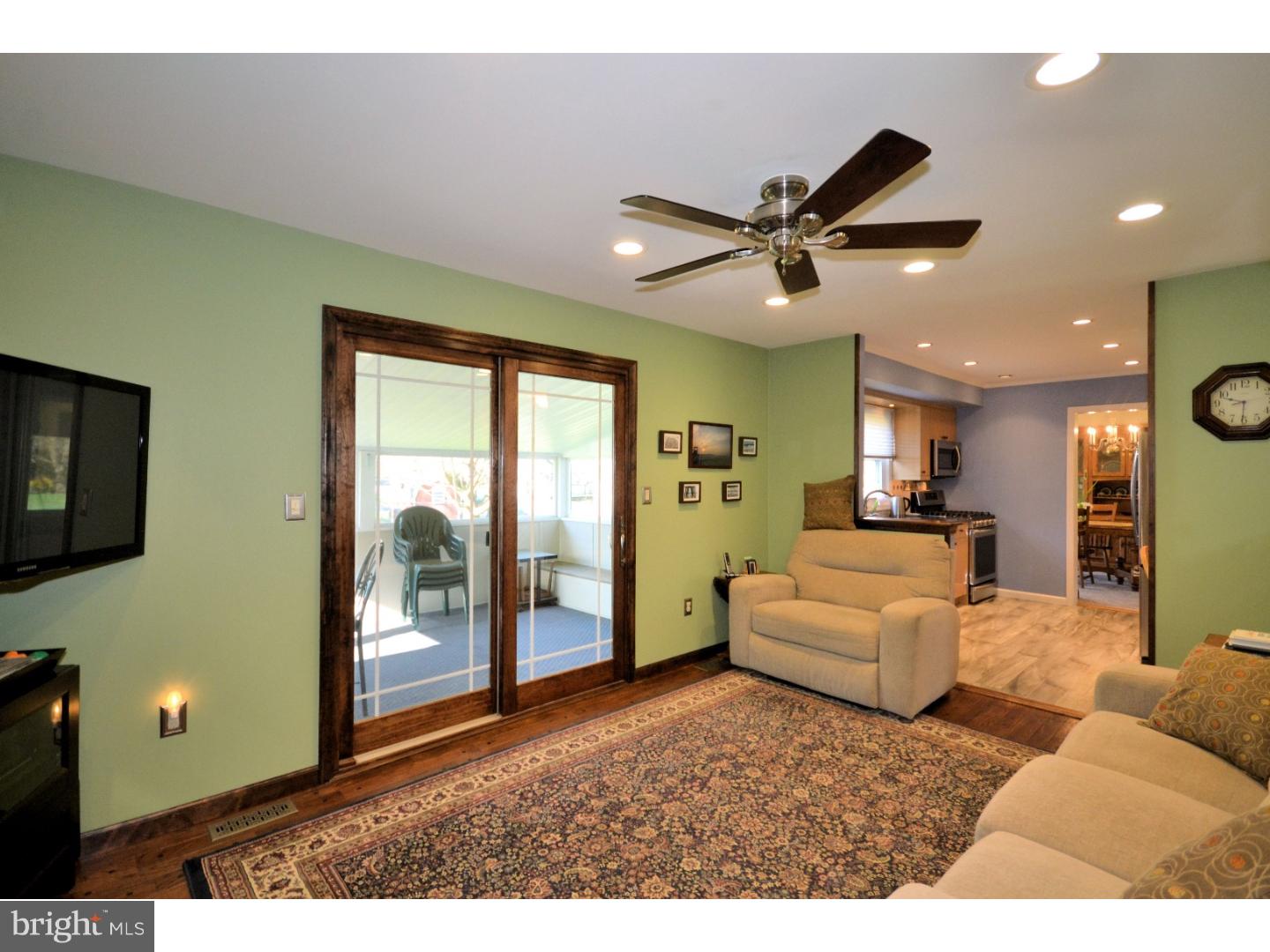 915 Herman Road Horsham, PA 19044 - Photo 8 of 21 Family Room