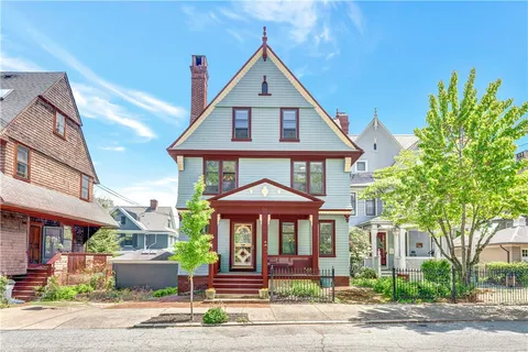$1,075,000 | 185 Brown Street, Providence, RI 02906