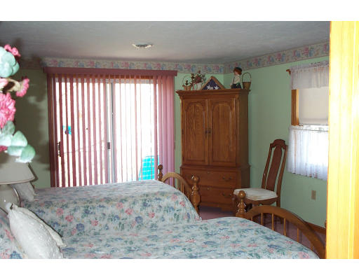 22 Roosevelt Road, Unit 5 Quincy, MA 02169 - Photo 5 of 6