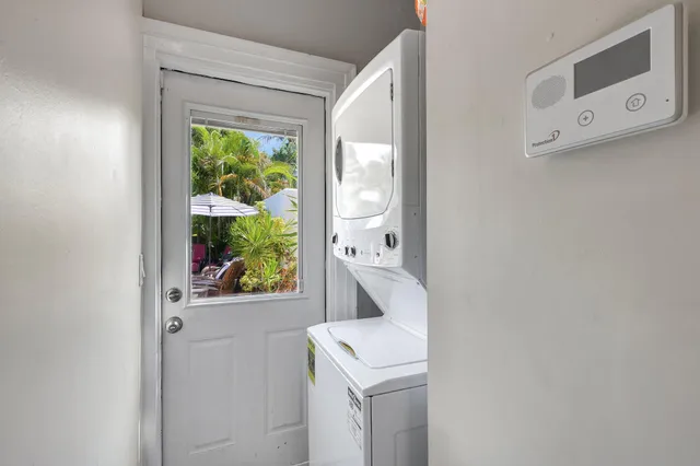 $2,199,000 | 516-520 34th Street, West Palm Beach, FL 33407