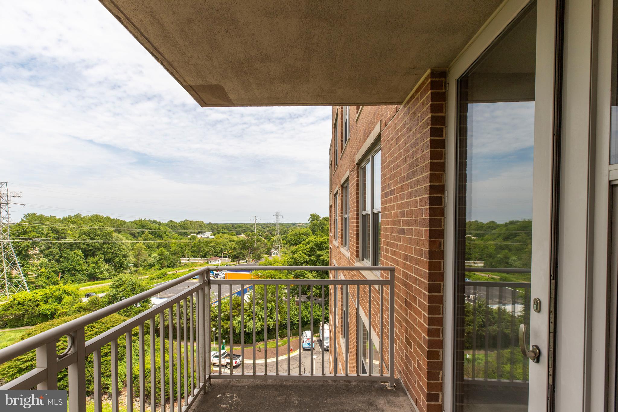 11800 Sunset Hills Road, Unit 723 Reston, VA 20190 - Photo 23 of 31