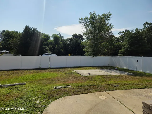 a bathroom with a toilet
