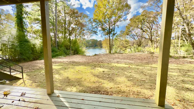 $340,000 | 7325 East Shahkoka Drive, Olive Branch, MS 38654