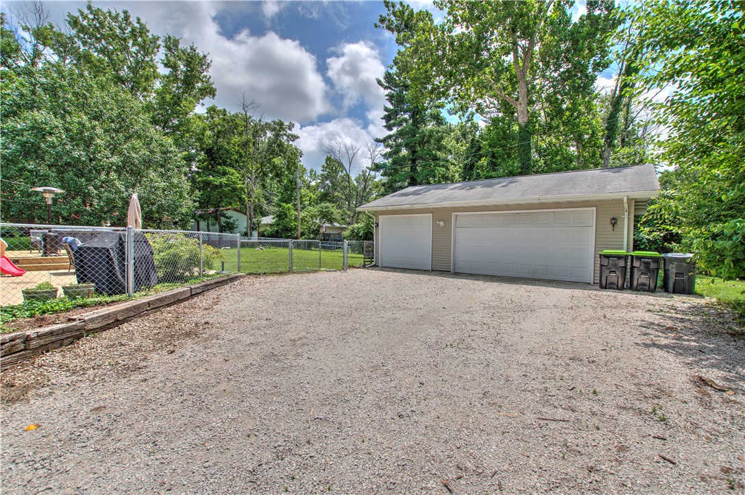 2525 East Lost Bridge Road Decatur, IL 62521 - Photo 27 of 30