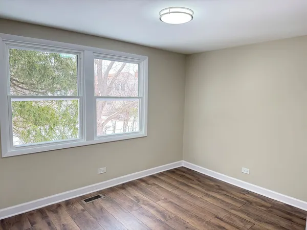 $615,000 | 711 Woodhollow Lane, Buffalo Grove, IL 60089
