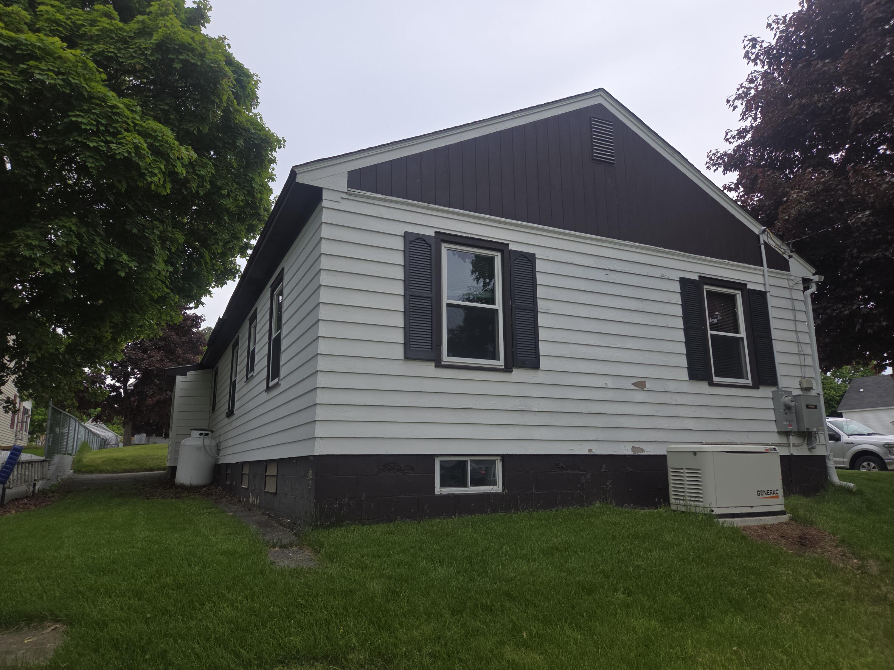 66 Poplar Street Millinocket, ME 04462 - Photo 4 of 25 20260602_164903