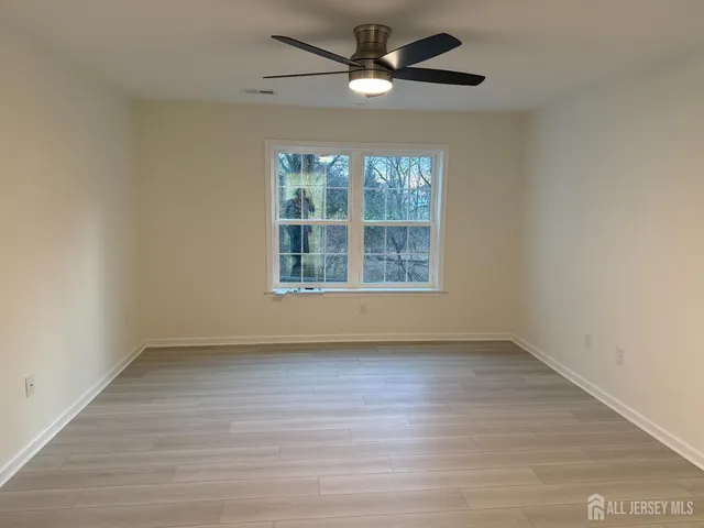 $2,650 | 1214 Waterford Drive, Unit 14, Edison, NJ 08817