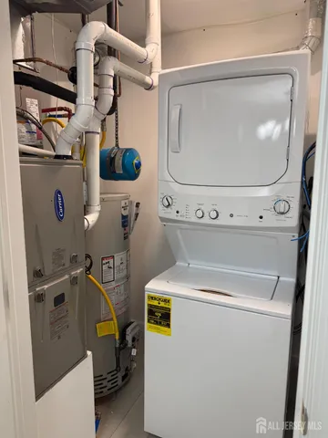 $2,650 | 1214 Waterford Drive, Unit 14, Edison, NJ 08817