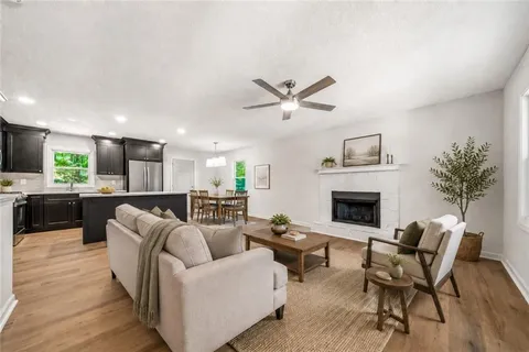 $325,000 | 35 Davis Mill Hollow, Dallas, GA 30157