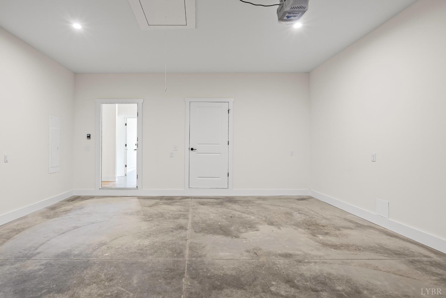 187 Fox Hall Drive Amherst, VA 24521 - Photo 33 of 36 a view of an empty room