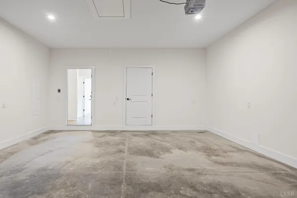 a view of a garage