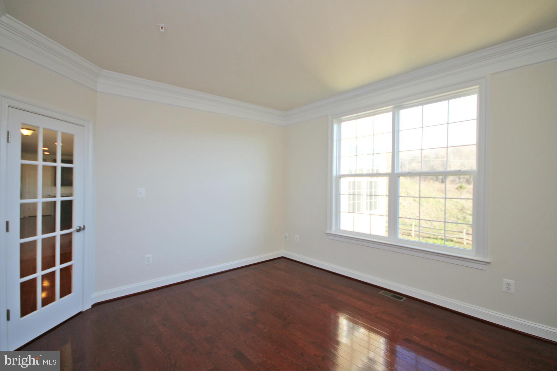 13109 Hunters Ridge Lane Bowie, MD 20721 - Photo 9 of 29 Office Library