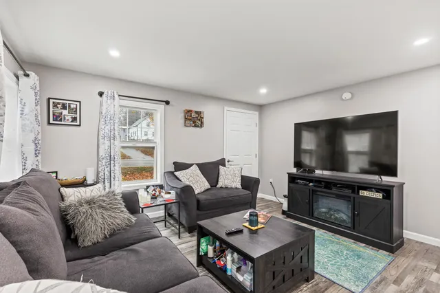 $347,000 | 115 Main Street, Norway, ME 04268