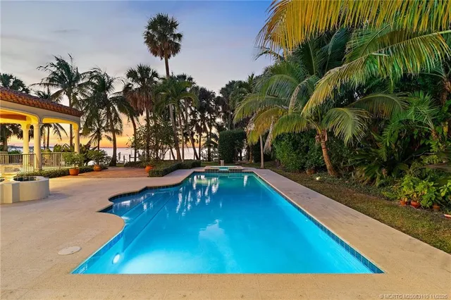 $4,600,000 | 11 Wendy Lane, Stuart, FL 34996