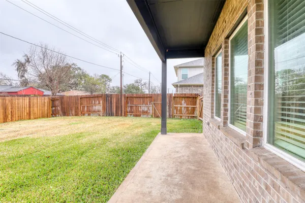$2,798 | 420 Magnolia Lane, Richwood, TX 77531