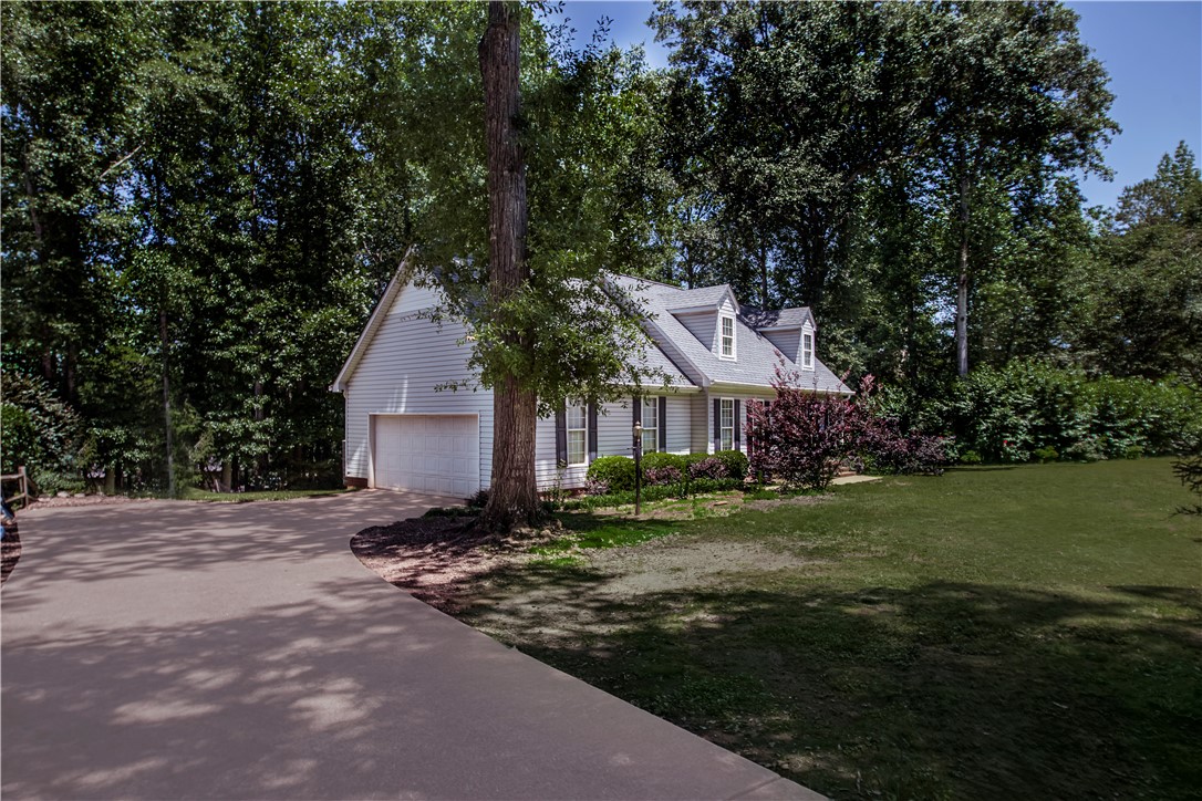 106 Farmgate Road Pickens, SC 29671 - Photo 6 of 38