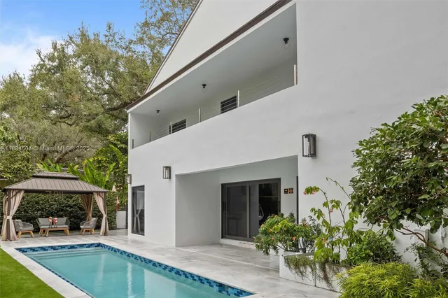 a outdoor space with sitting space