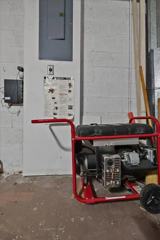 a view of a tennis court