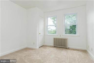 2978 Cornwall Road Dundalk, MD 21222 - Photo 20 of 27 an empty room with windows