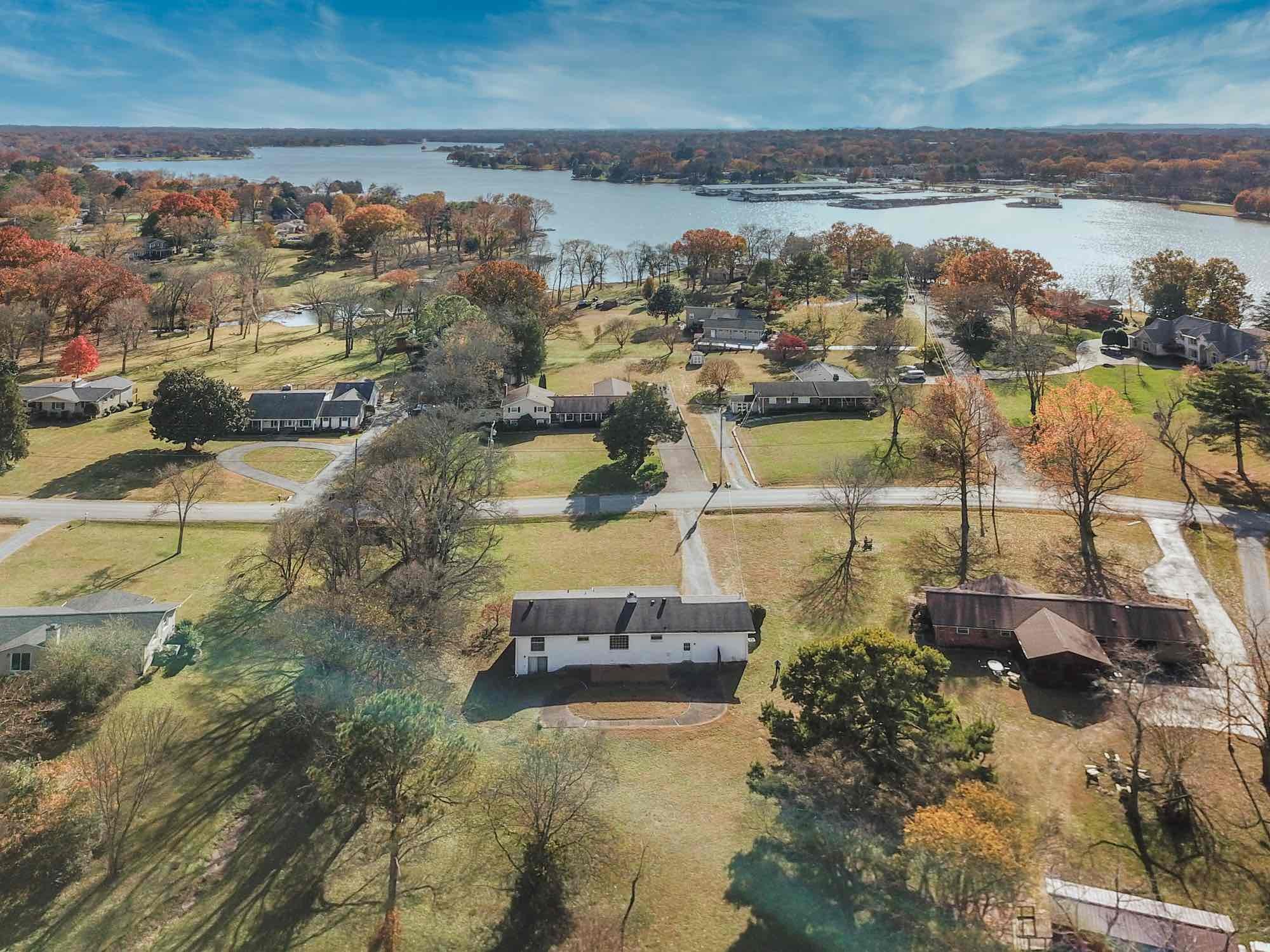169 Cherokee Road Hendersonville, TN 37075 - Photo 7 of 48 Gallery Image 7