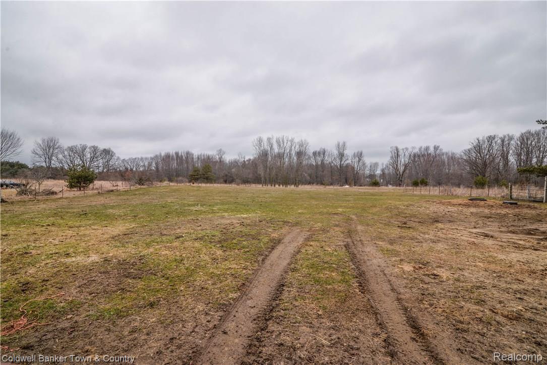 1224 West Barron Road Howell, MI 48855 - Photo 45 of 48 _AUG4340 - Copy - Copy.jpg