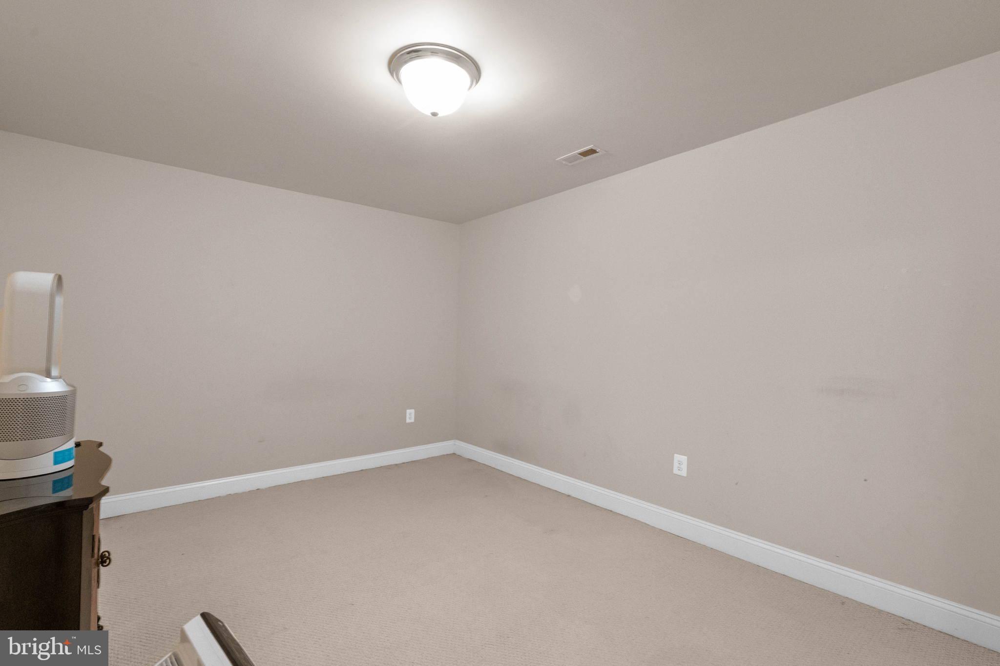 11353 Harding Road Laurel, MD 20723 - Photo 30 of 32 Gallery Image 30