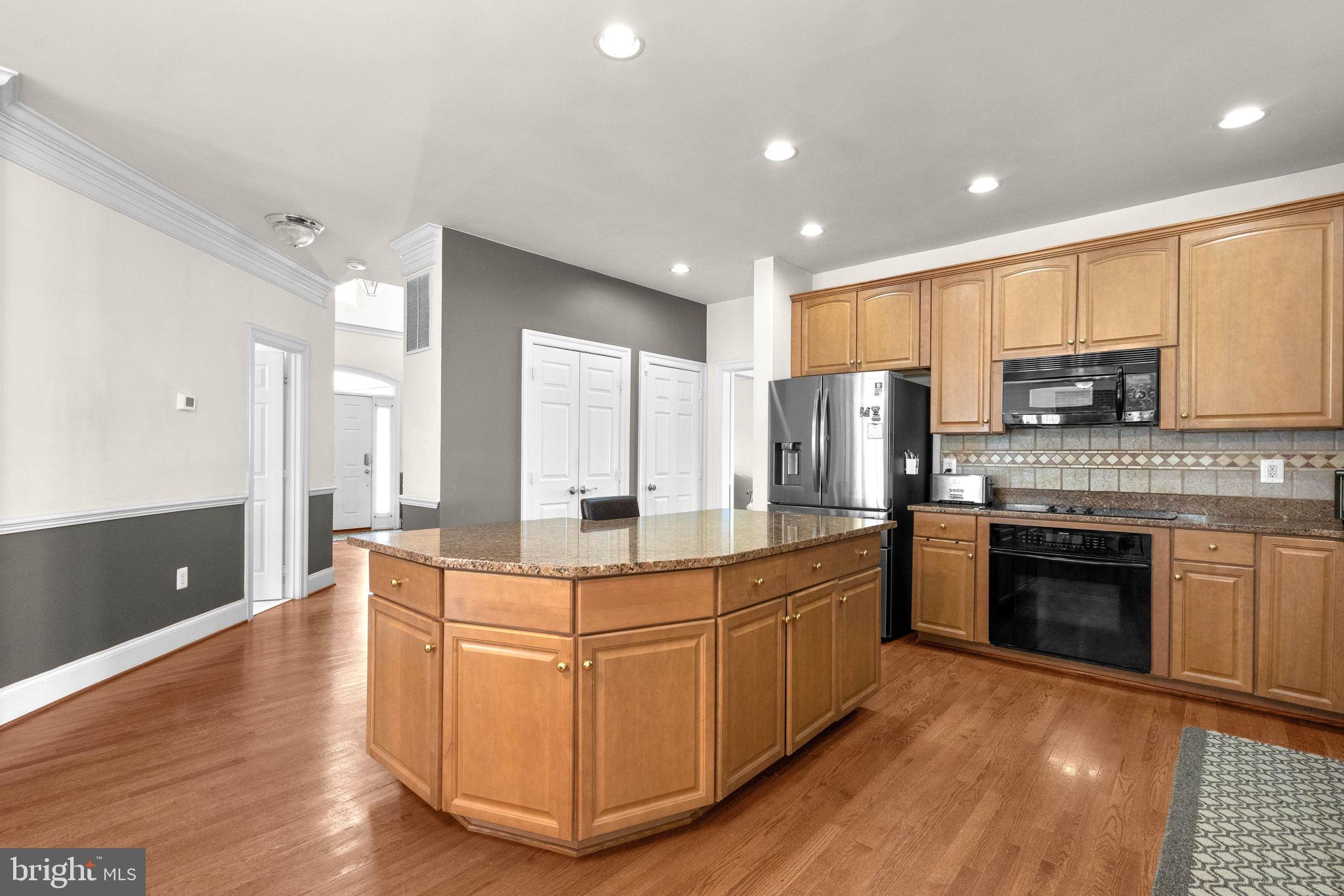 11353 Harding Road Laurel, MD 20723 - Photo 3 of 32 Gallery Image 3