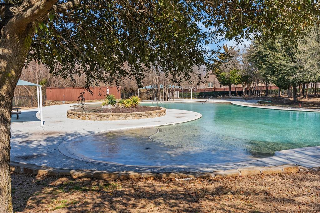 1924 Willow Crk Road Lancaster, TX 75146 - Photo 32 of 33