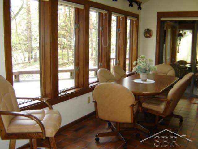 4588 North Raucholz Road Hemlock, MI 48626 - Photo 9 of 28 20361990-8.JPG