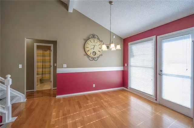 $295,000 | 8517 West 109th Terrace, Overland Park, KS 66210