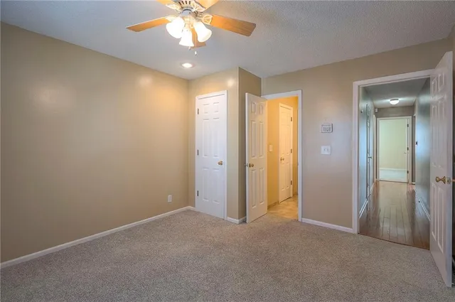 $295,000 | 8517 West 109th Terrace, Overland Park, KS 66210