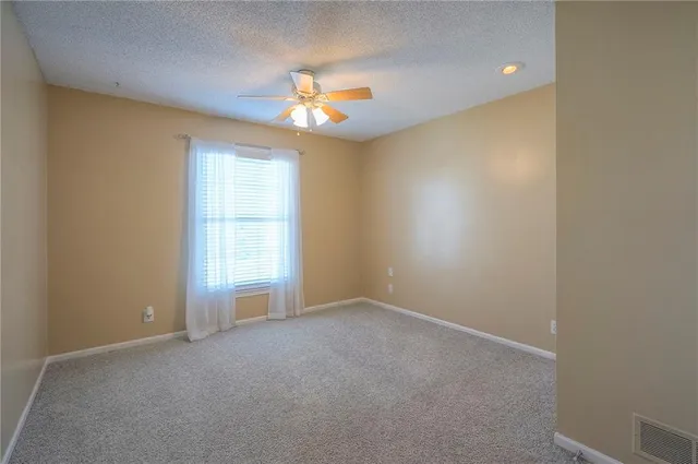 $295,000 | 8517 West 109th Terrace, Overland Park, KS 66210