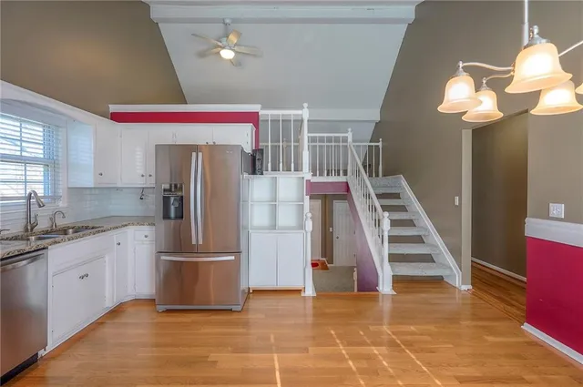 $295,000 | 8517 West 109th Terrace, Overland Park, KS 66210